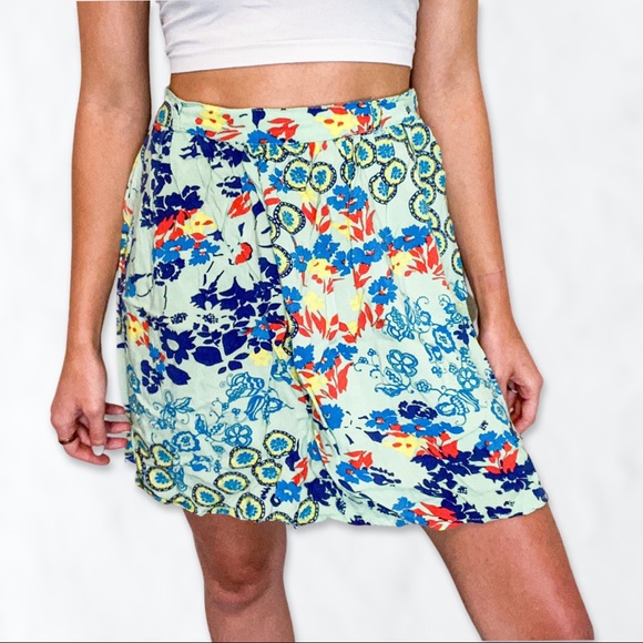 Colorful Floral Print Short Skirt - Picture 1 of 4